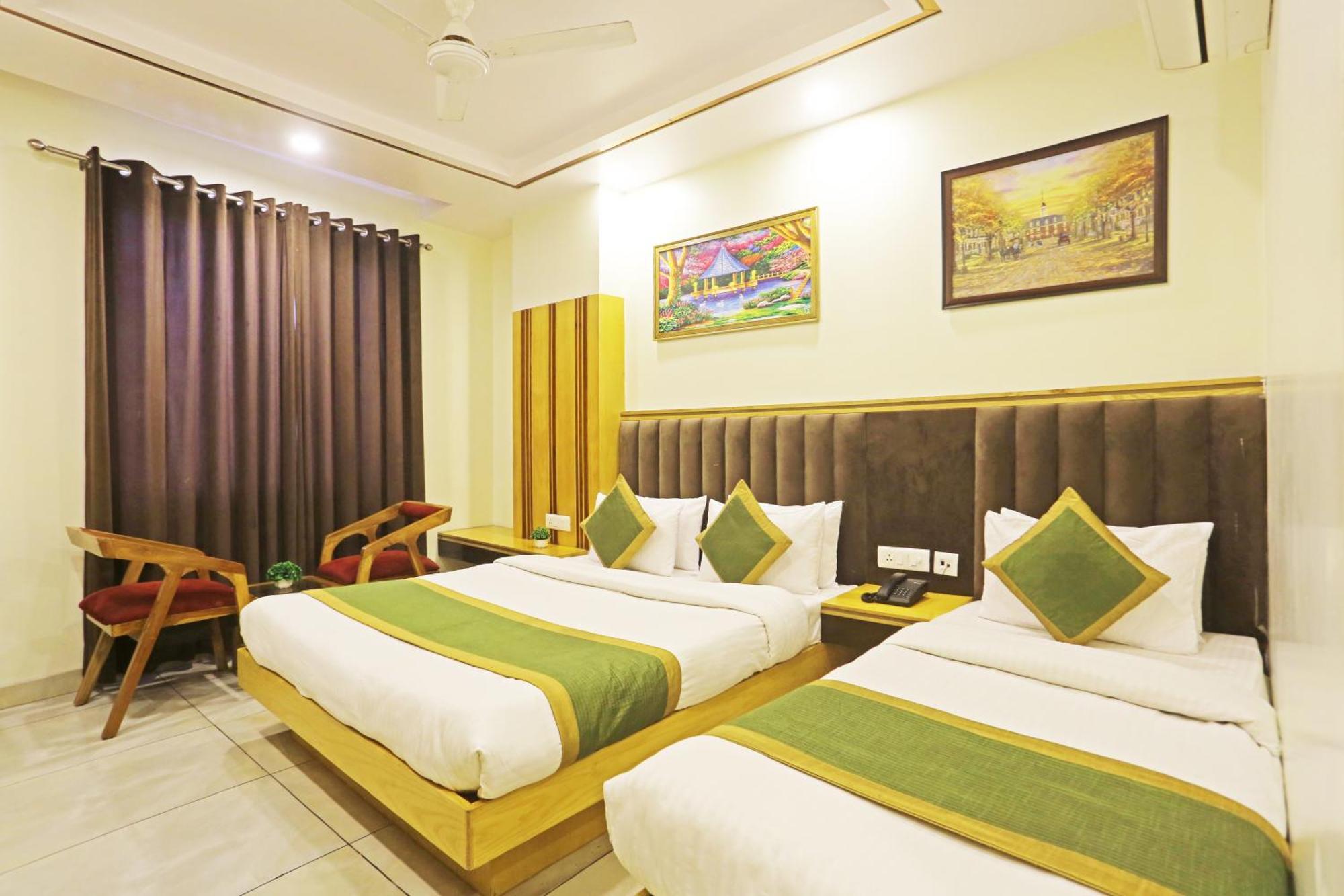 Hotel Aman Imperial Just A Minute Away From New Delhi Railway Station And Connaught Place Экстерьер фото