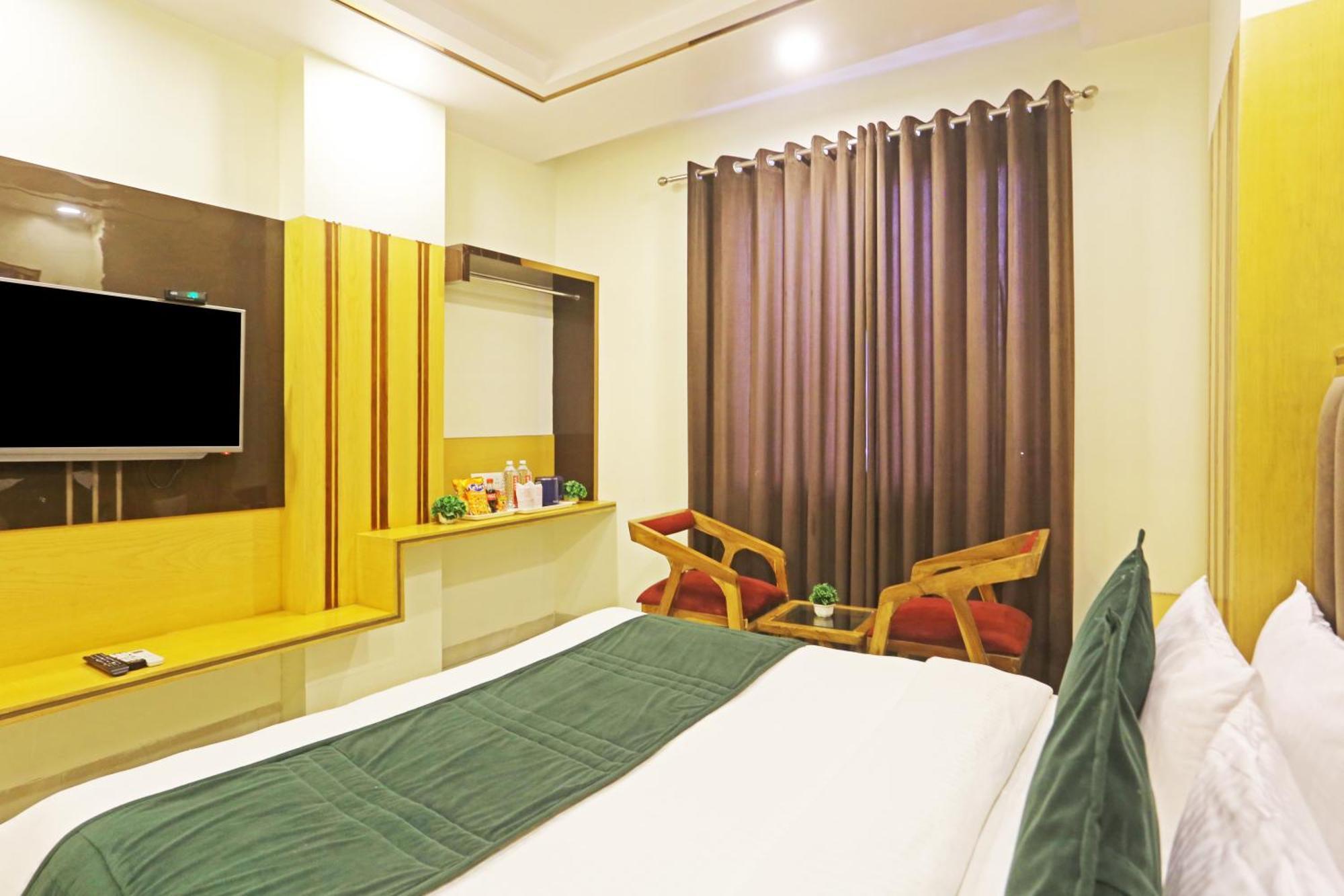 Hotel Aman Imperial Just A Minute Away From New Delhi Railway Station And Connaught Place Экстерьер фото