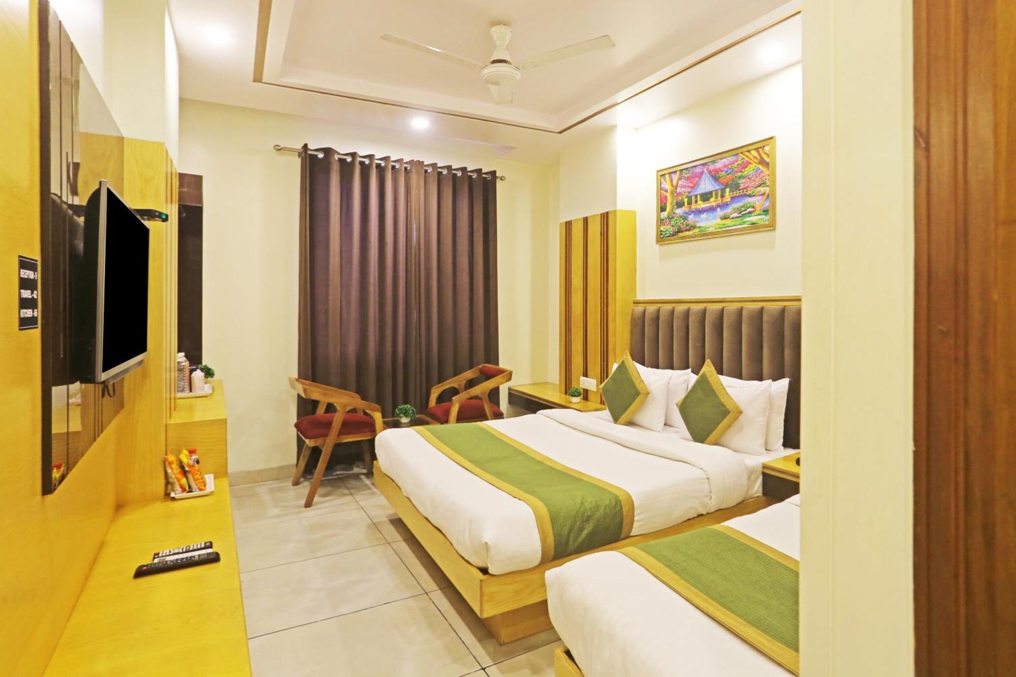 Hotel Aman Imperial Just A Minute Away From New Delhi Railway Station And Connaught Place Экстерьер фото