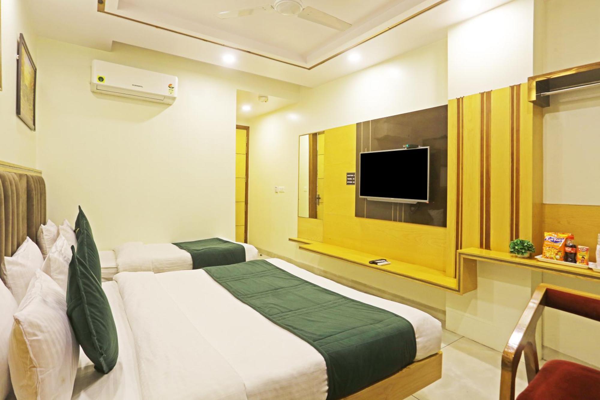 Hotel Aman Imperial Just A Minute Away From New Delhi Railway Station And Connaught Place Экстерьер фото
