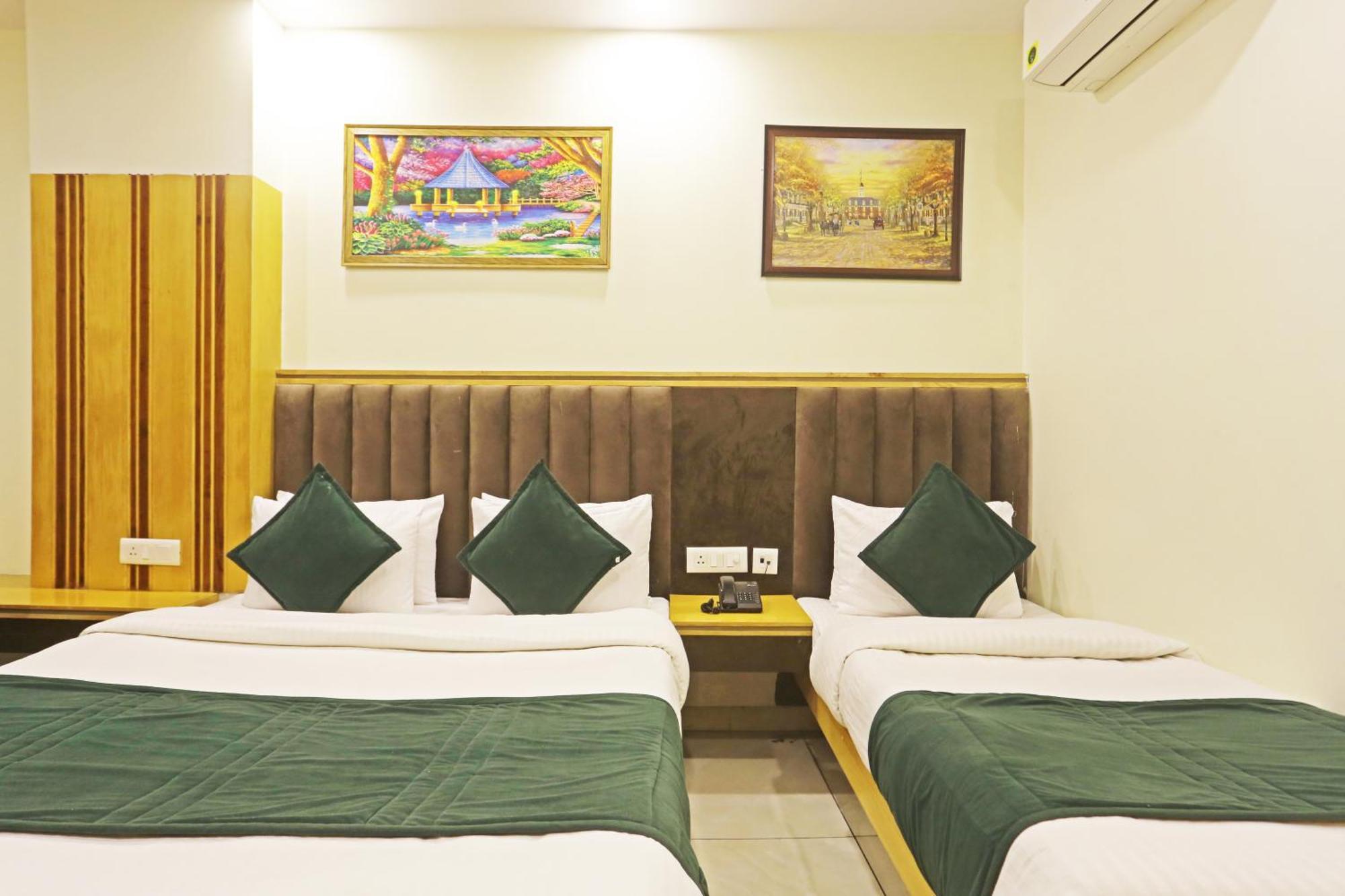 Hotel Aman Imperial Just A Minute Away From New Delhi Railway Station And Connaught Place Экстерьер фото