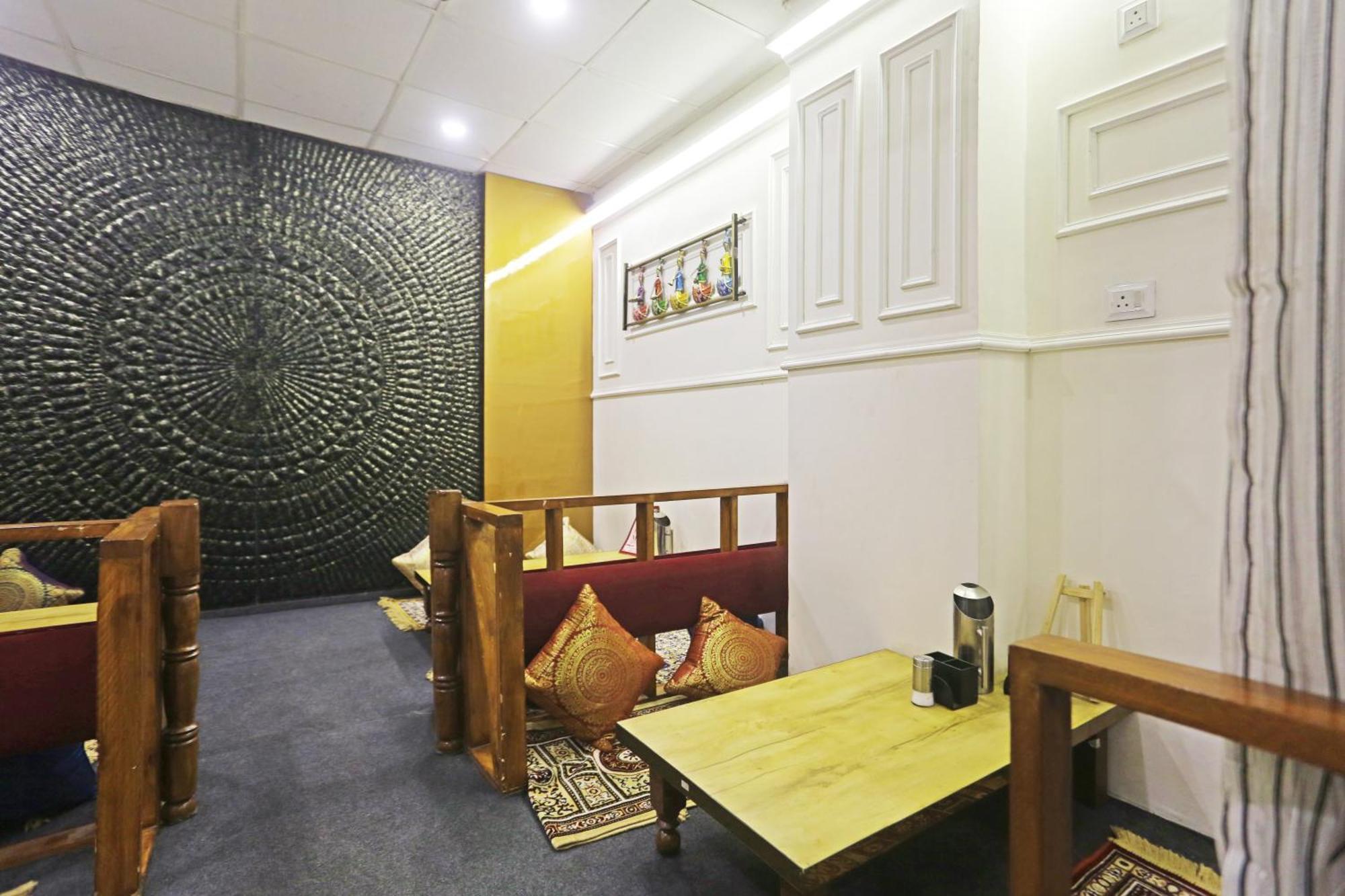 Hotel Aman Imperial Just A Minute Away From New Delhi Railway Station And Connaught Place Экстерьер фото