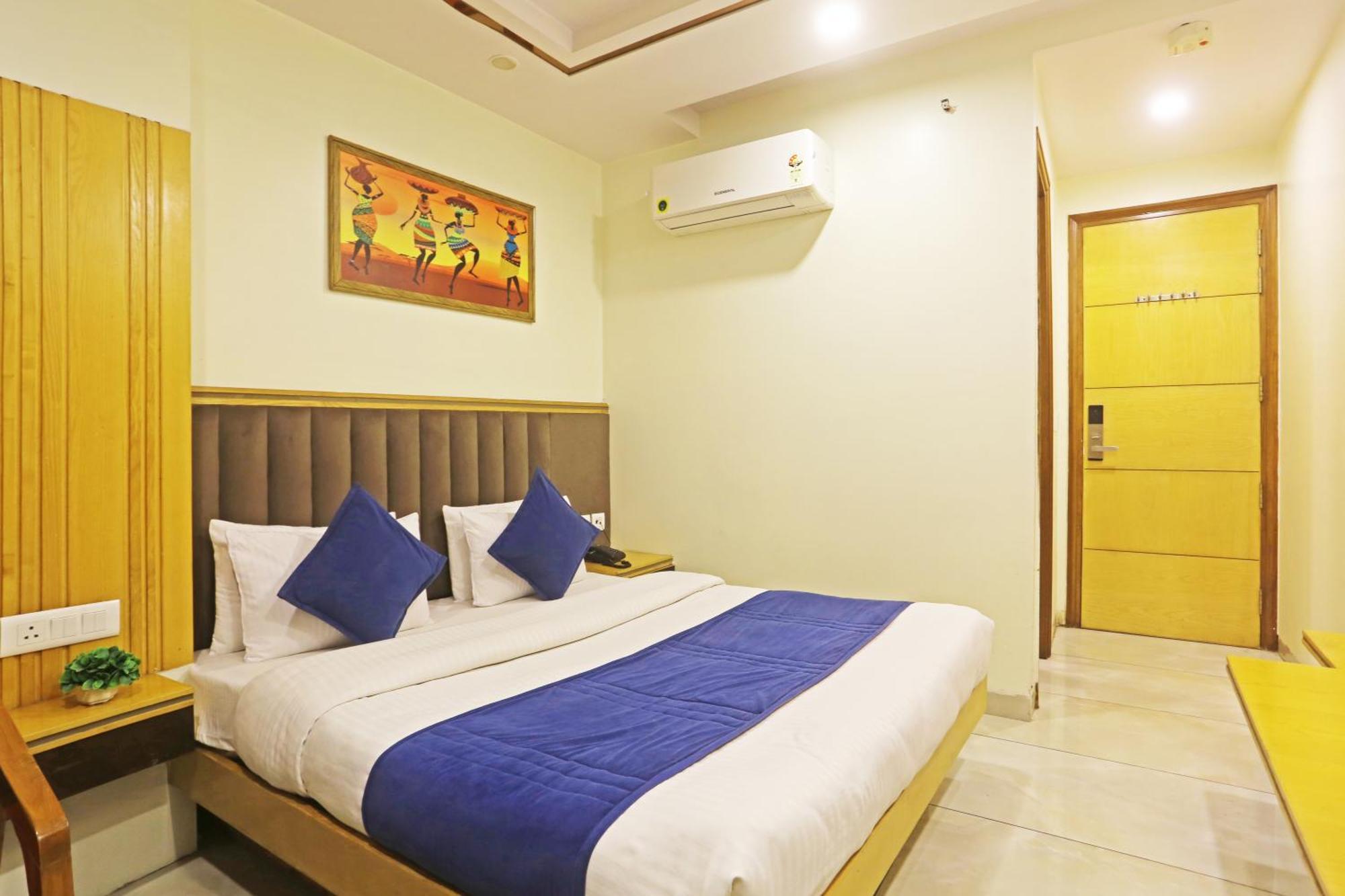Hotel Aman Imperial Just A Minute Away From New Delhi Railway Station And Connaught Place Экстерьер фото