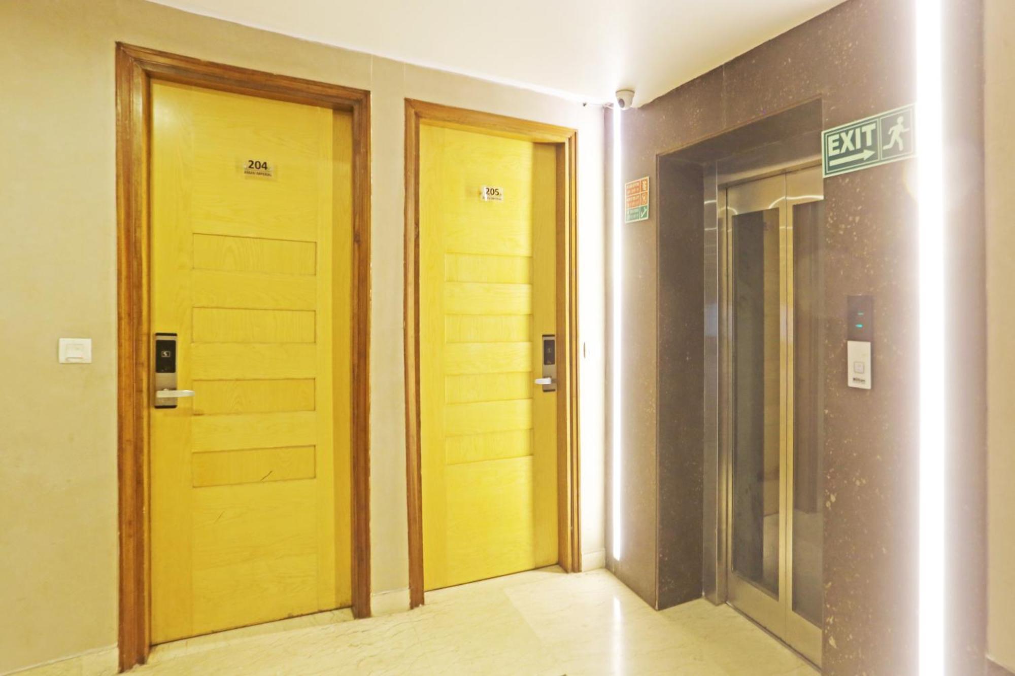 Hotel Aman Imperial Just A Minute Away From New Delhi Railway Station And Connaught Place Экстерьер фото