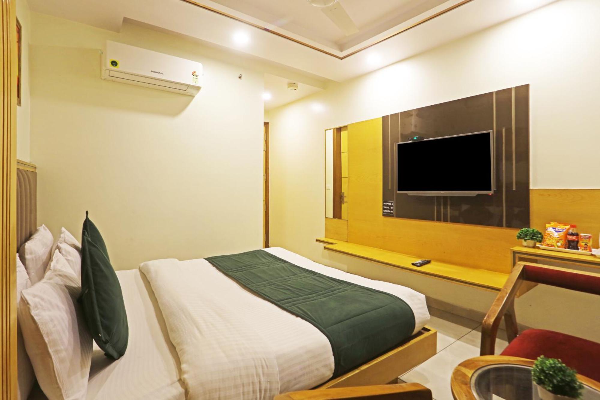 Hotel Aman Imperial Just A Minute Away From New Delhi Railway Station And Connaught Place Экстерьер фото