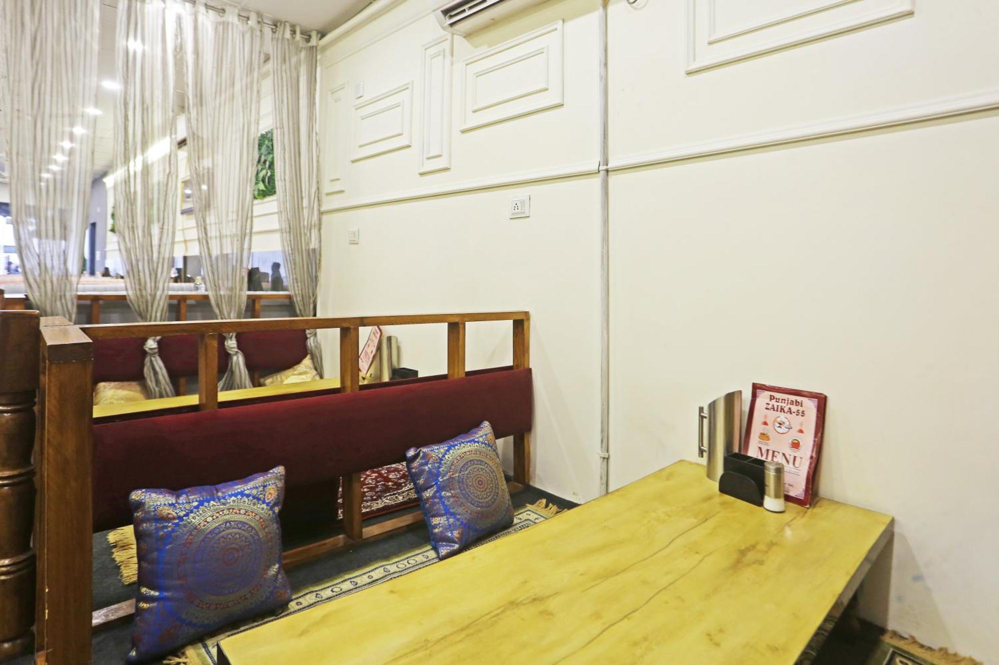 Hotel Aman Imperial Just A Minute Away From New Delhi Railway Station And Connaught Place Экстерьер фото
